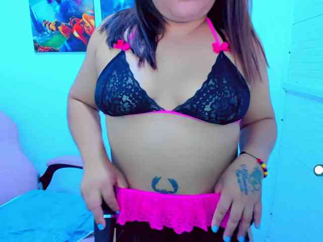 VictoriaLove webcam