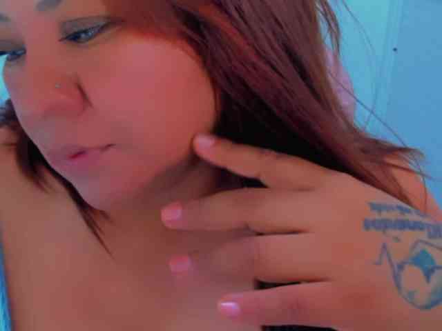 VictoriaLove webcam