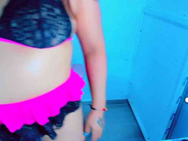 VictoriaLove webcam