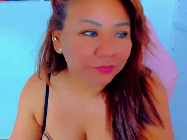 VictoriaLove webcam