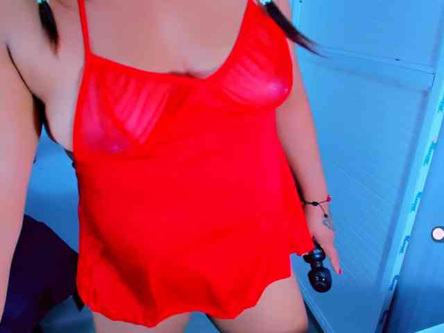 VictoriaLove webcam