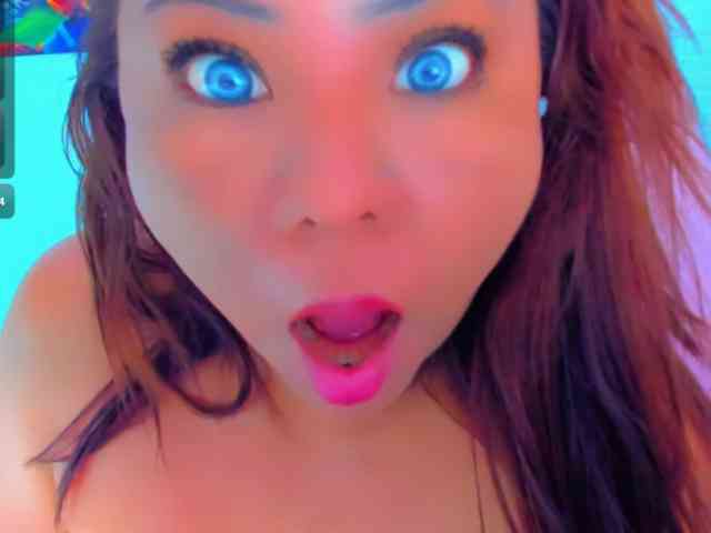 VictoriaLove webcam