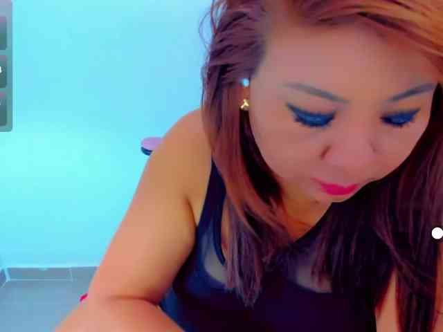 VictoriaLove webcam