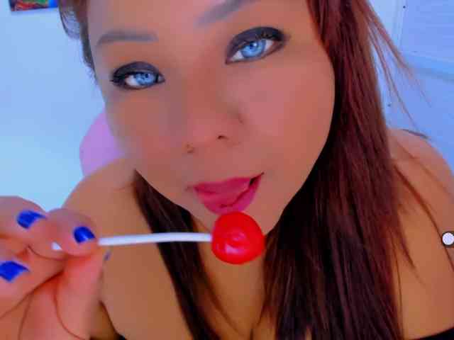 VictoriaLove webcam