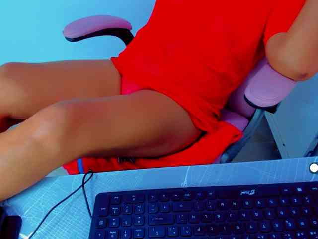 VictoriaLove webcam