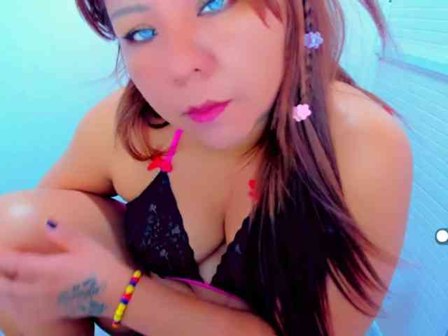 VictoriaLove webcam