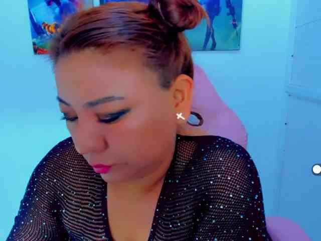 VictoriaLove webcam
