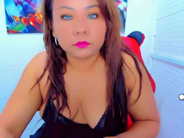 VictoriaLove webcam