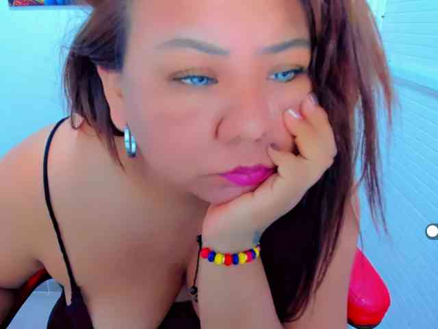 VictoriaLove webcam