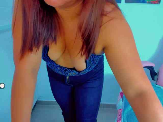 VictoriaLove webcam