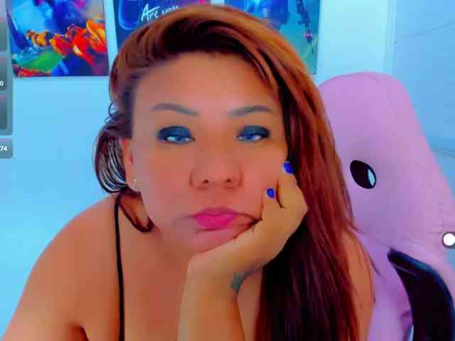 VictoriaLove webcam