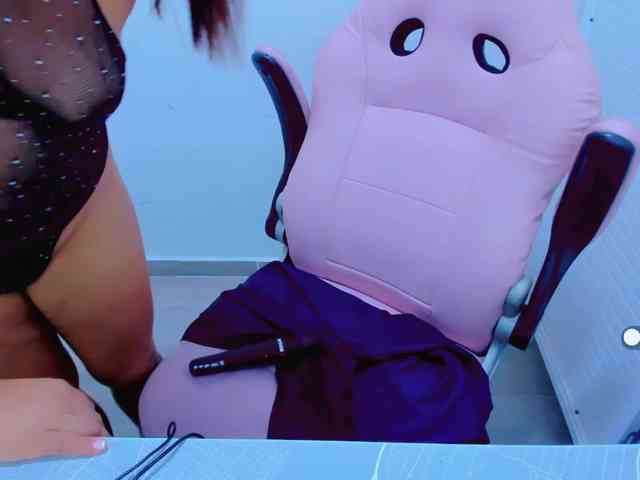 VictoriaLove webcam
