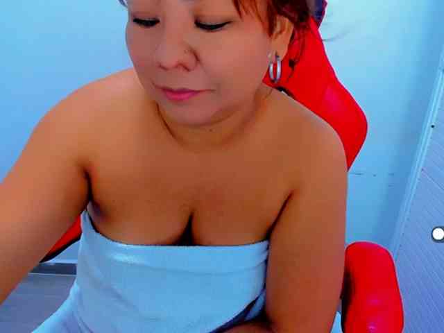 VictoriaLove webcam