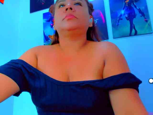 VictoriaLove webcam