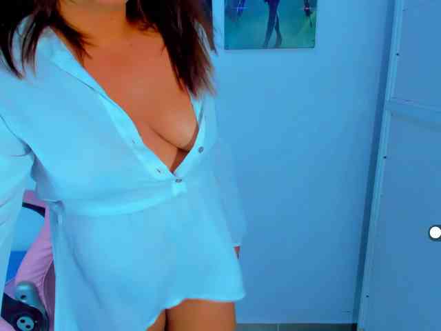 VictoriaLove webcam