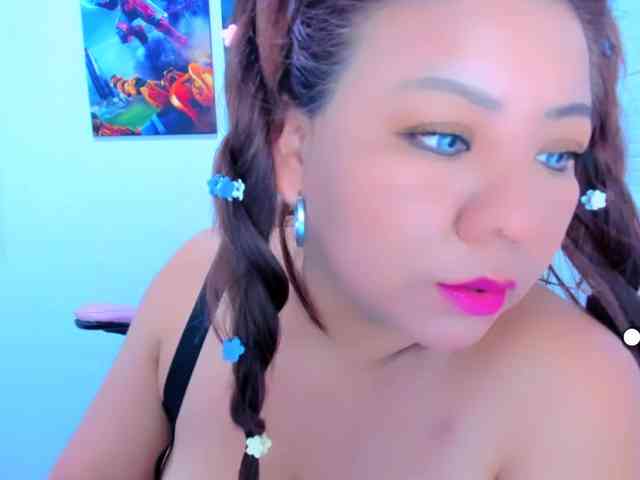 VictoriaLove webcam