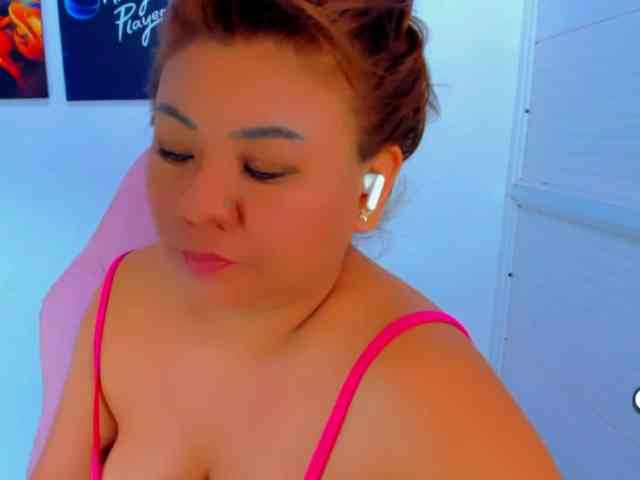 VictoriaLove webcam