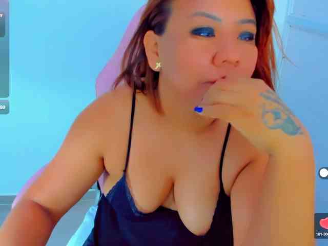 VictoriaLove webcam