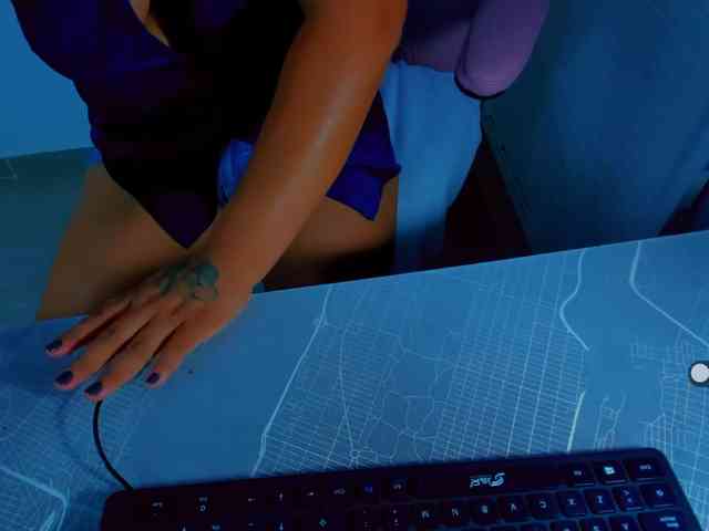 VictoriaLove webcam