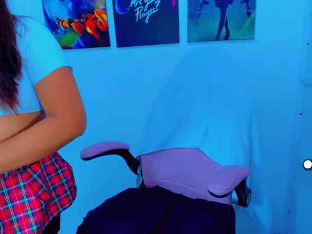 VictoriaLove webcam