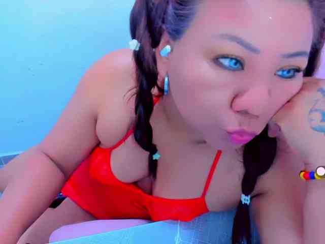 VictoriaLove webcam