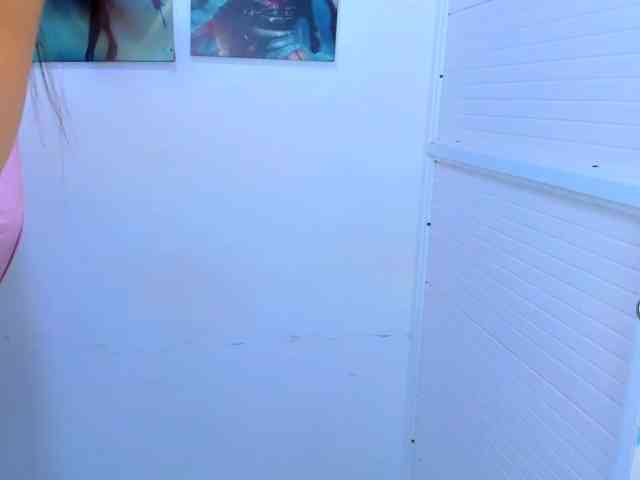 VictoriaLove webcam