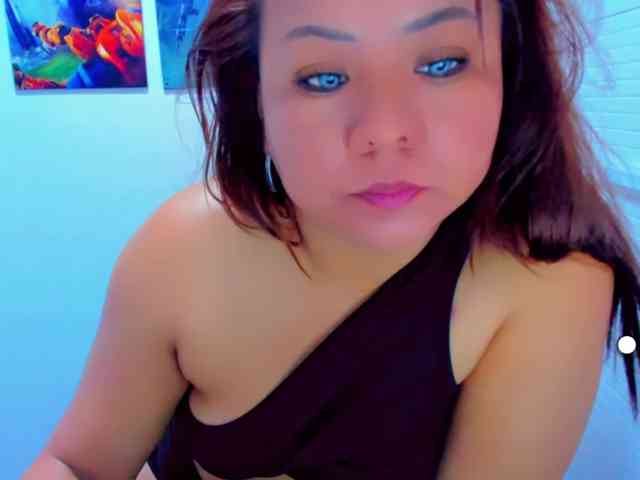 VictoriaLove webcam