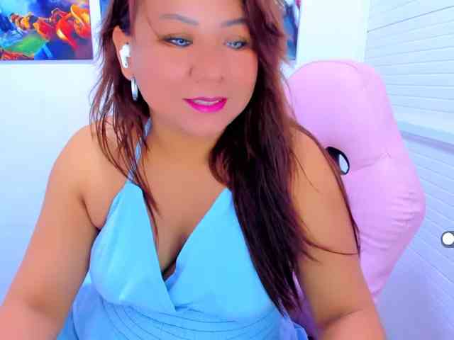 VictoriaLove webcam