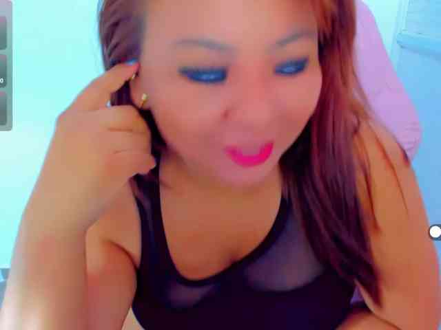 VictoriaLove webcam
