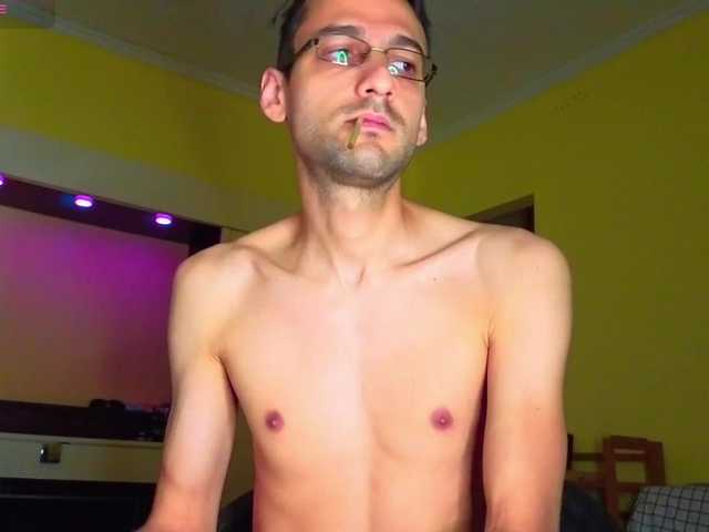 HungEddy — live male cam