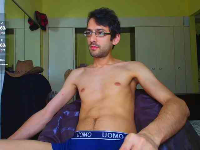 HungEddy Live Webcam on BongaCams