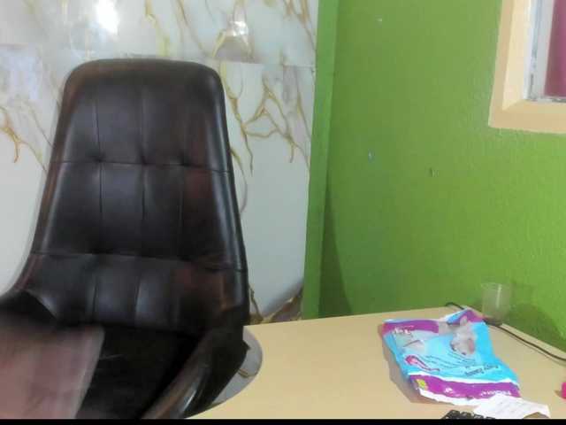 sharoncute1 webcam bongacams model stream image