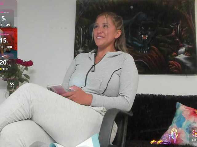 sharoncute1 live cam on BongaCams
