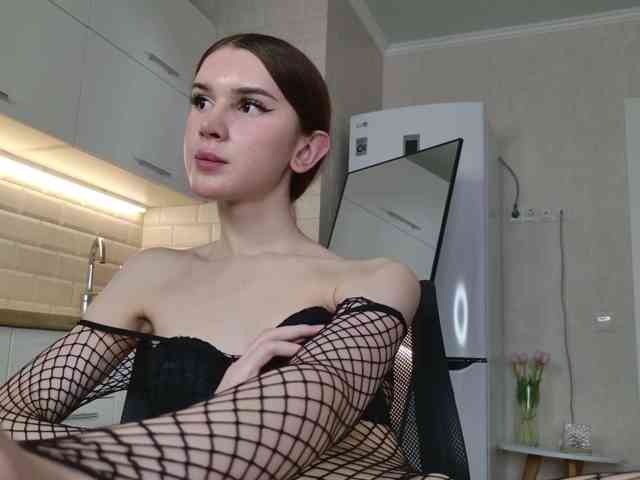 Skinny-Sex-Sissy