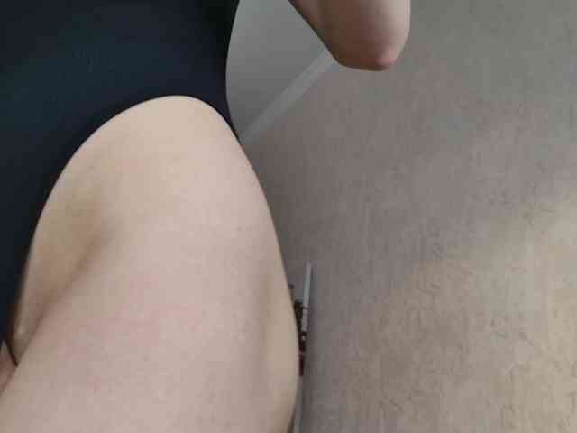 Skinny-Sex-Sissy