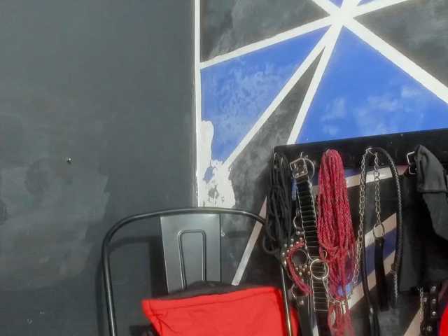 MATURE-ANIKA live cam preview