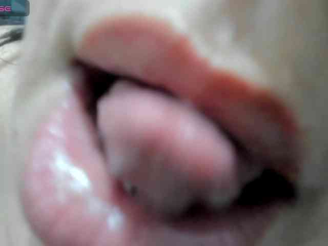 MATURE-ANIKA webcam