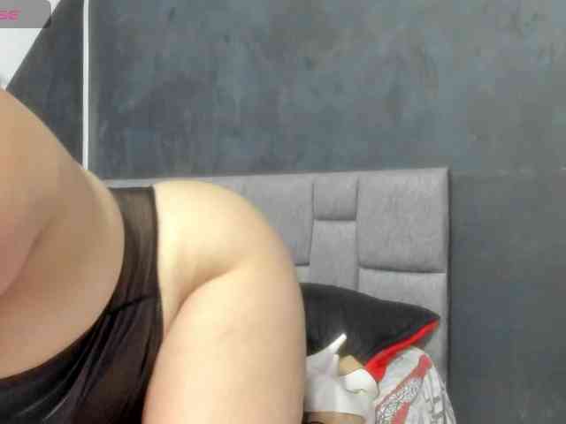MATURE-ANIKA webcam