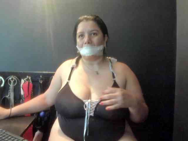 MATURE-ANIKA