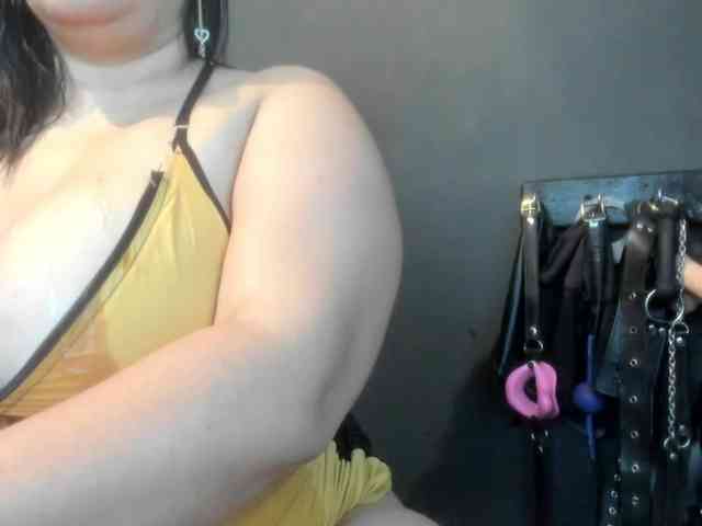 MATURE-ANIKA webcam