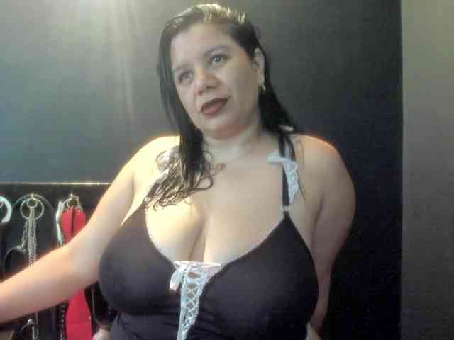 MATURE-ANIKA webcam