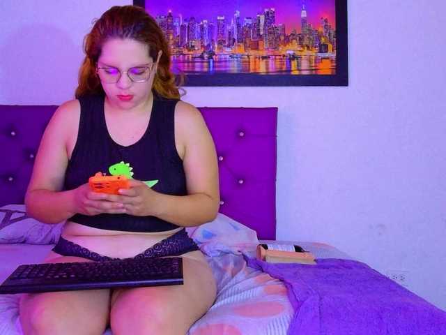 glory-holes live cam on BongaCams
