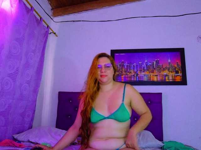 glory-holes live cam on BongaCams