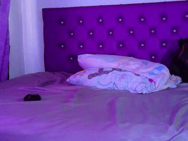glory-holes live cam on BongaCams