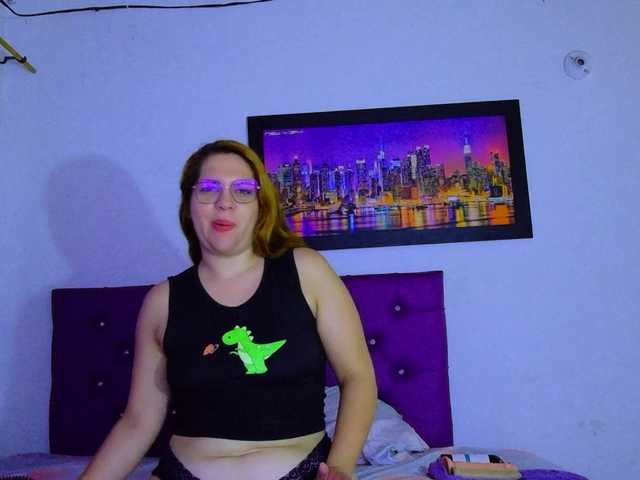 glory-holes live cam on BongaCams