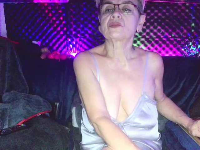 Fantasyca live cam on BongaCams