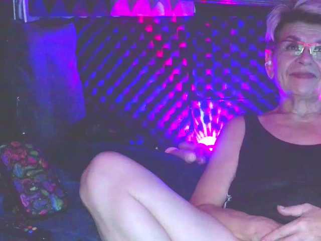 Fantasyca live cam on BongaCams