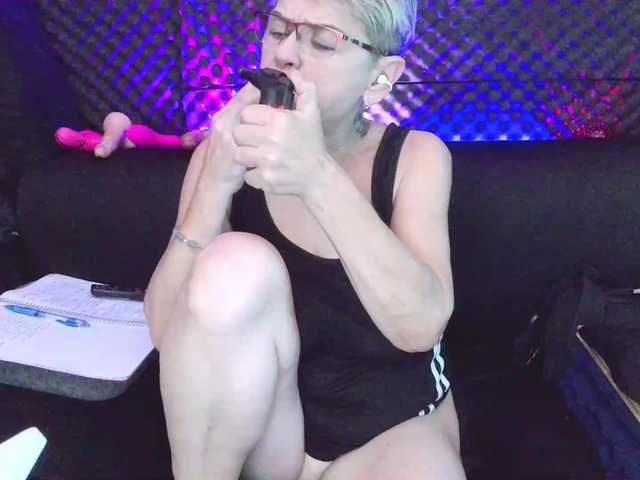 Fantasyca live cam on BongaCams