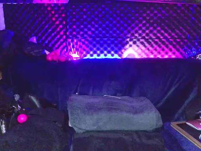 Fantasyca live cam on BongaCams