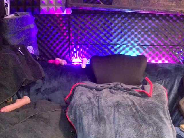 Fantasyca live cam on BongaCams